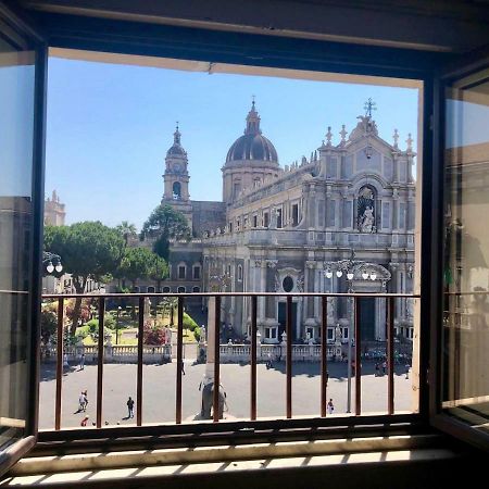 La Finestra Sul Duomo Apartment คาตาเนีย ภายนอก รูปภาพ